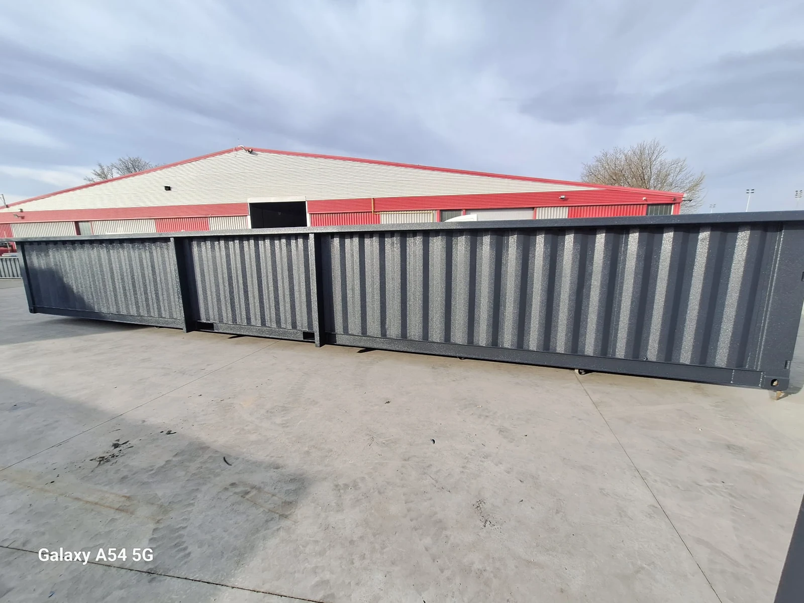 Pool and container module production at No1Pool · 11