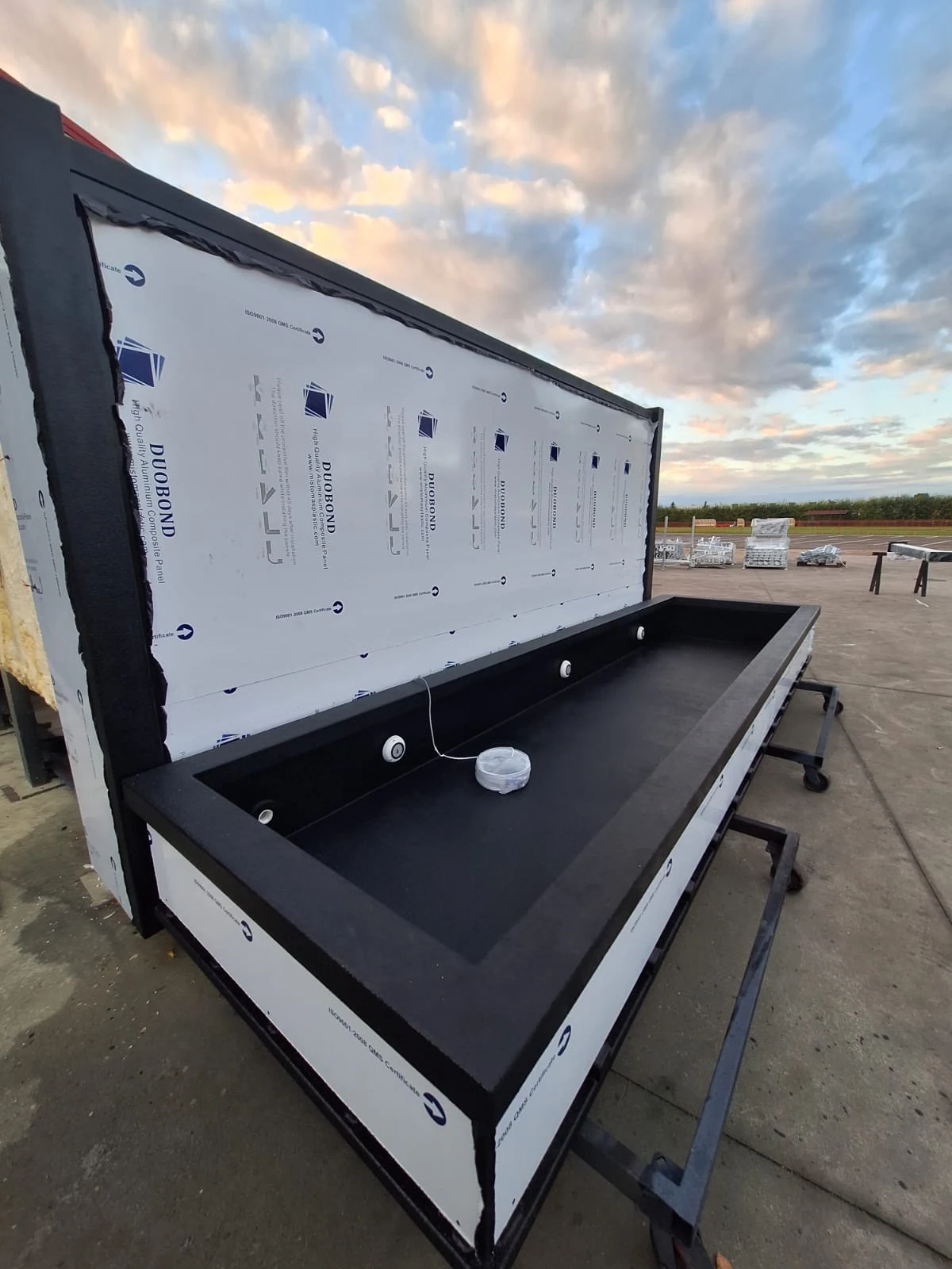 Pool and container module production at No1Pool · 18